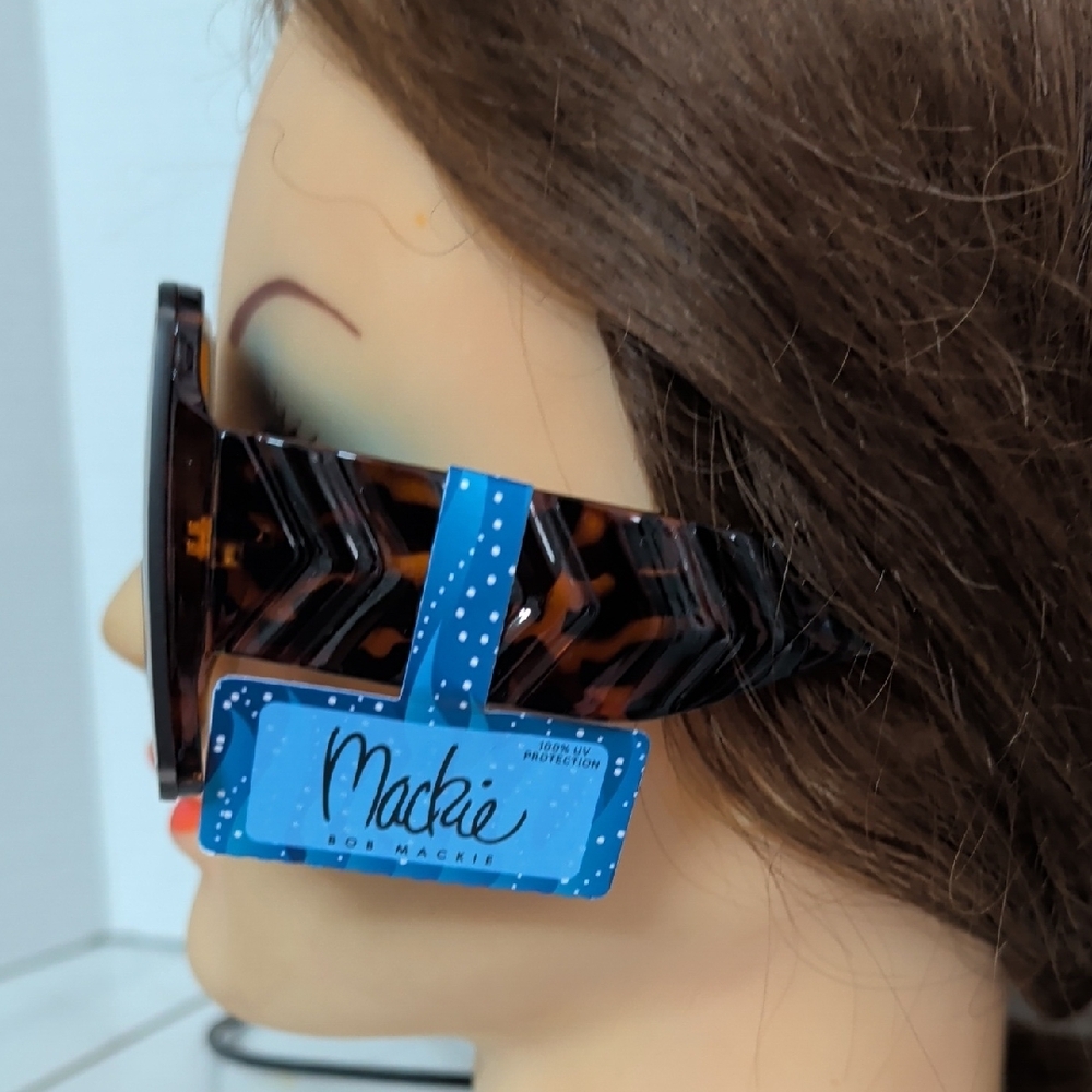 Bob Mackie Oversized Tortoiseshell Square Sunglasses - Brown Gradient - Picture 2 of 3